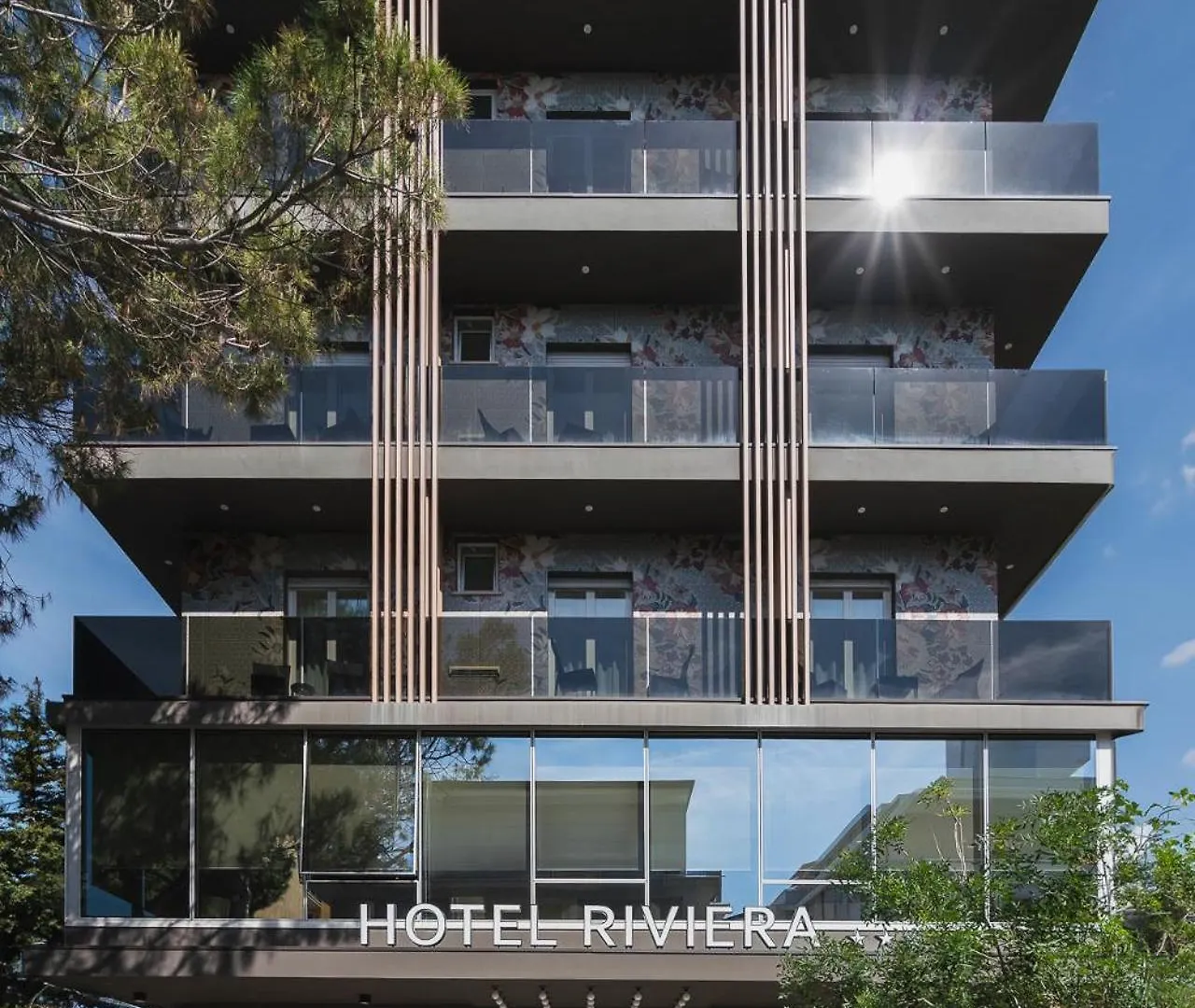 Hotel Riviera B&B Misano Adriatico 3*,